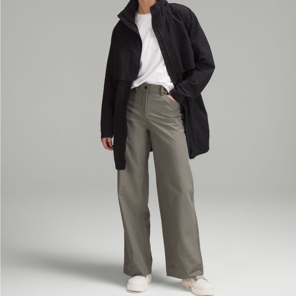 City Sleek 5 Pocket High-Rise Wide- &
Leg Pant Full Length *Light Utilitech